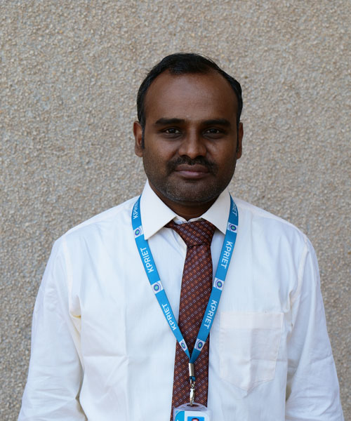 Dr. Navamani  K