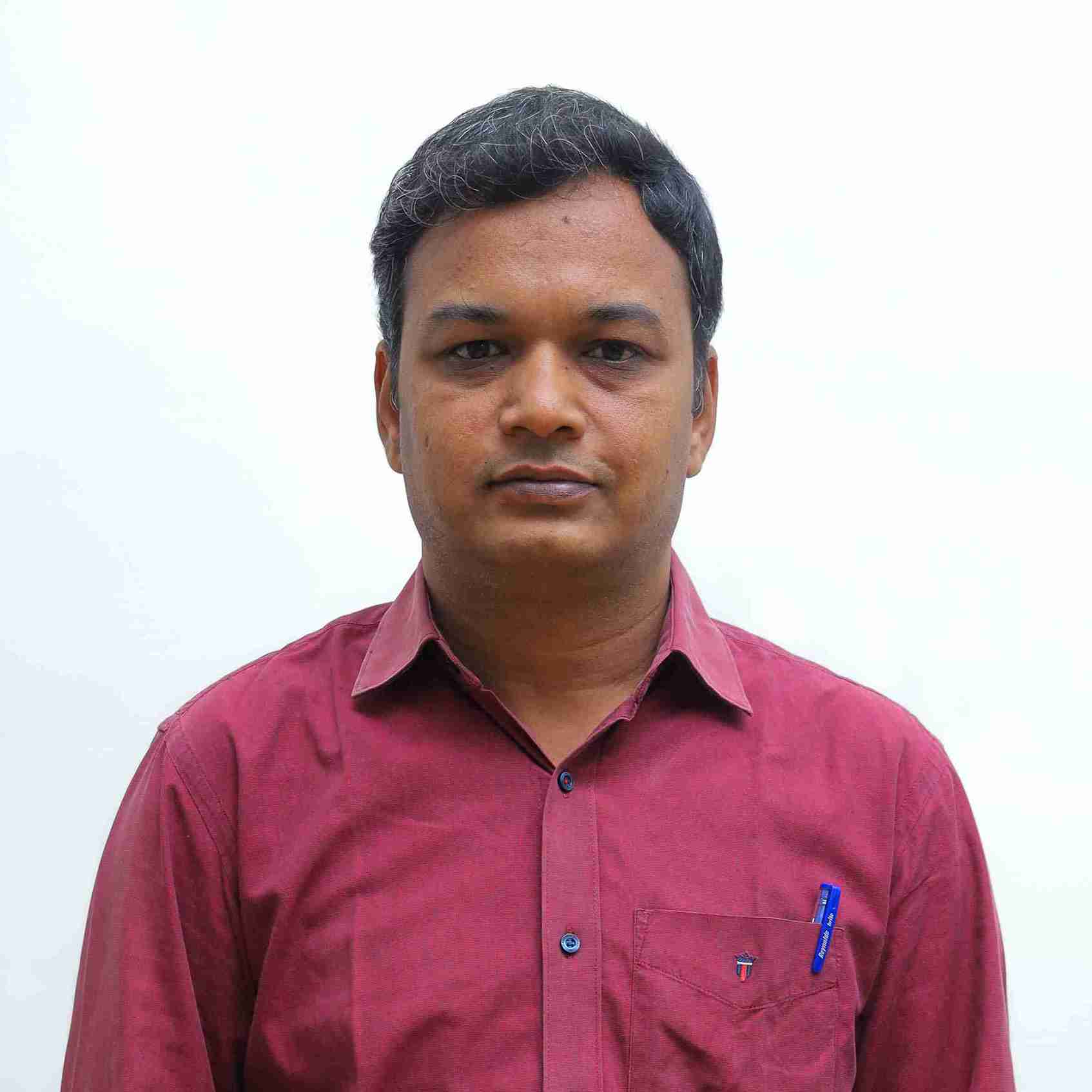 Dr.SARAVANAN M