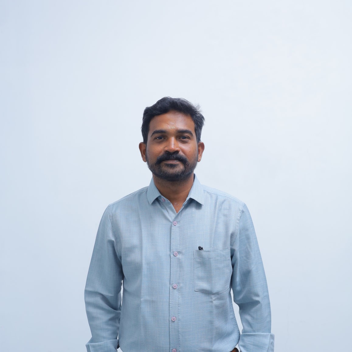 KARTHIKEYAN B