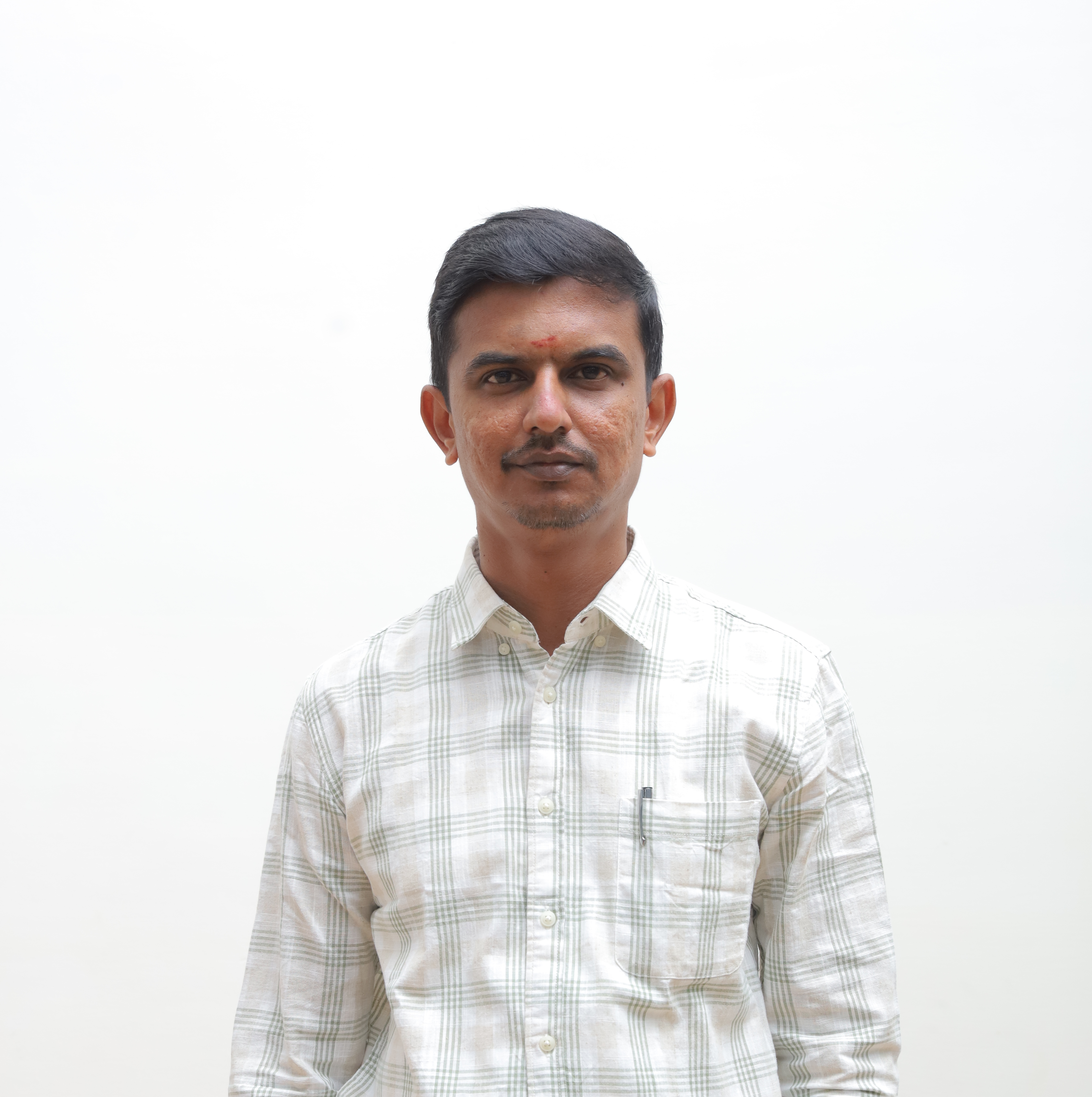 Dr. SENTHIL KUMAR R